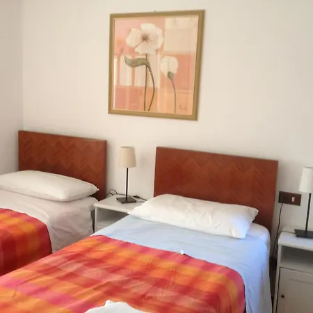 Barrani Nocleg ze śniadaniem Corniglia